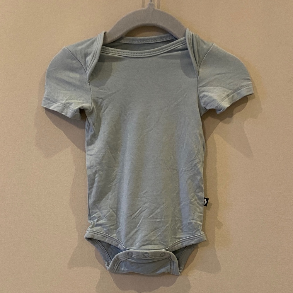 Kyte BABY Dusty Blue Bodysuit